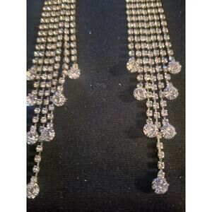 Clear Rhinestones Dangling Earrings Pierced Silver Tone Vtg Prong Set 7 Strands